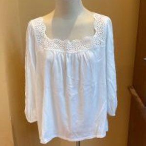 NWOT On Trend White Square Neck Top Size L 100% Cotton